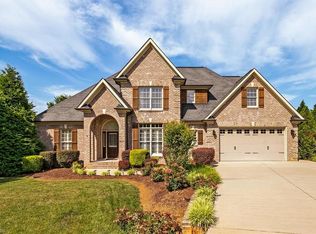 8201 Angels Glen Ct, Stokesdale, NC 27357