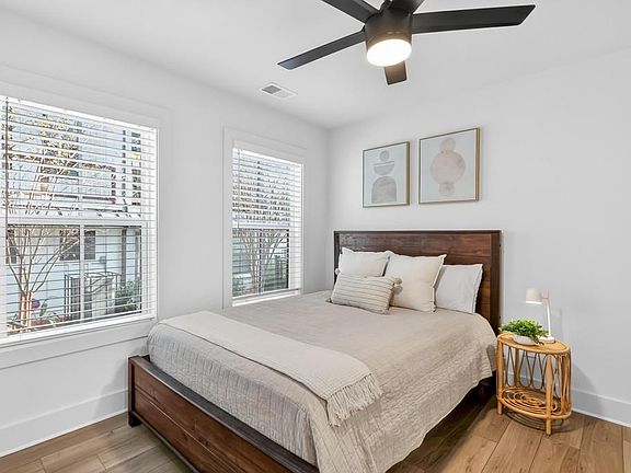 5th image of 4455 Dandelion Ln