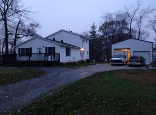 420 N 4th St, Elberfeld, IN 47613