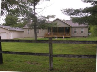 13578 Hanchett Rd, Saint Charles, MI 48655