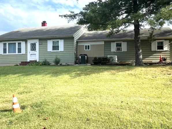 1564 Sulphur Spring Rd, Baltimore, MD 21227