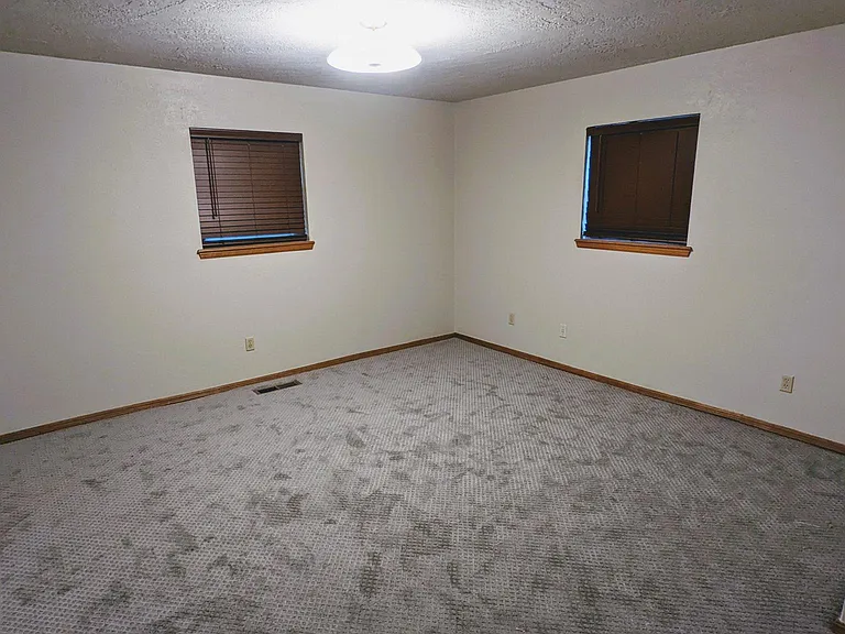 2657 Chateau Dr — Photo 52