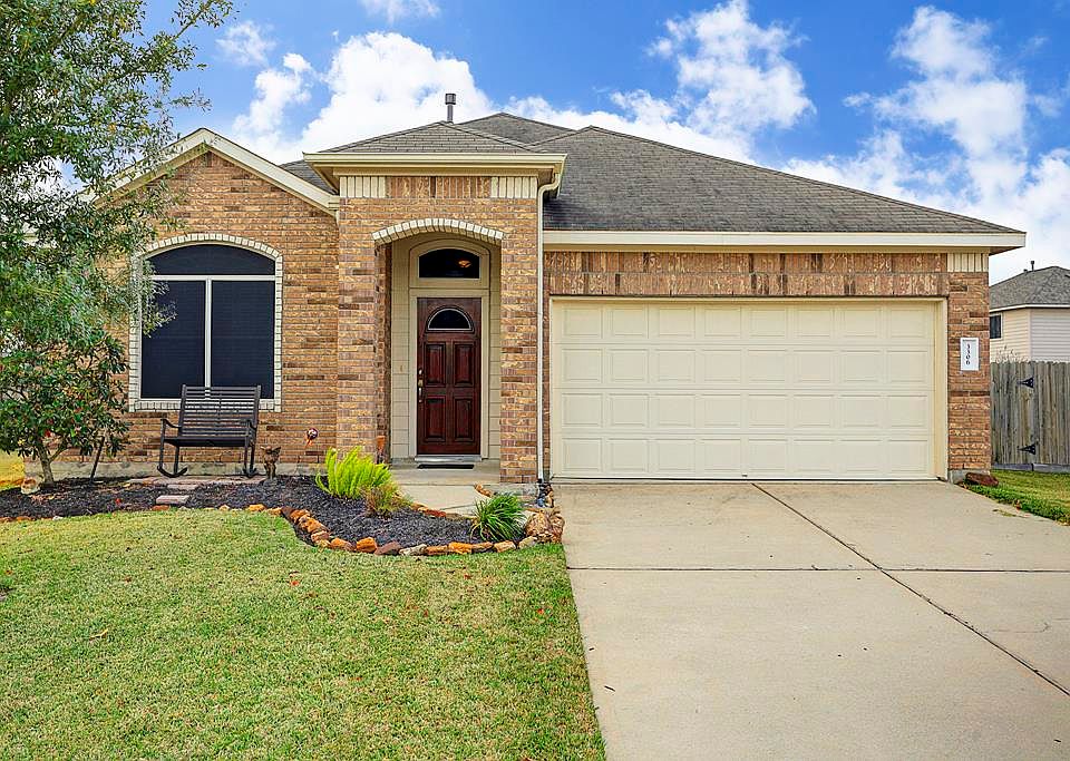 1st image of 3306 Brookwood Ln