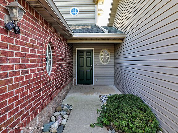 2nd image of 3608 Flying Gulch Dr