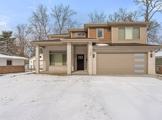 132 Monee Rd, Park Forest, IL 60466