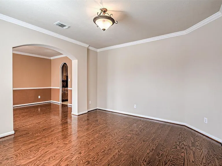 9322 Steam Springs Dr — Photo 6