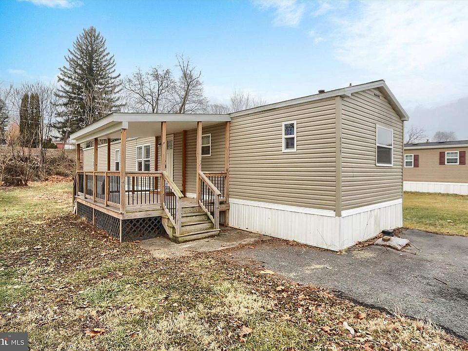 1st image of 829 Pintail Dr