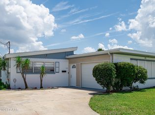 348 Boylston Ave, Daytona Beach, FL 32118