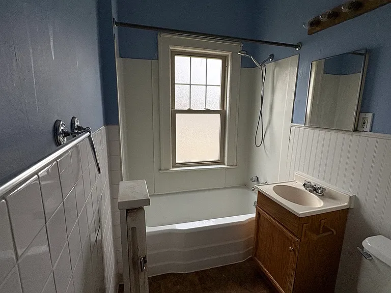 1292 Cove Ave #5 — Photo 5
