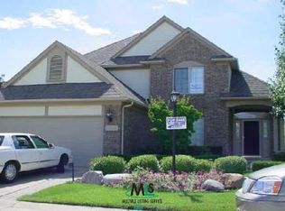 52906 Paint Creeks, Macomb, MI 48042