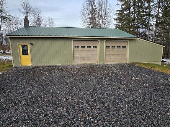 3rd image of 196 Hudson Drive