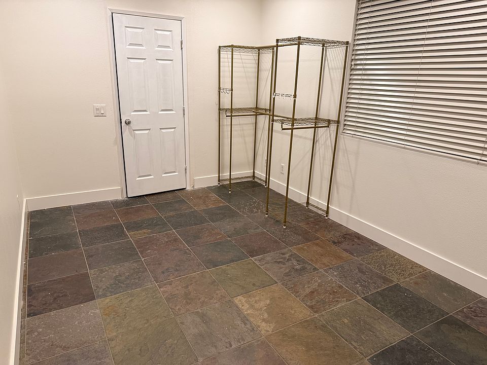 1st image of 11958 Sunstone Ct #1-2