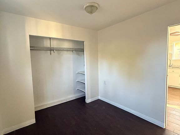 3rd image of 2313 W 31st St