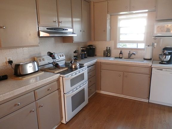 Cozy Kitchen