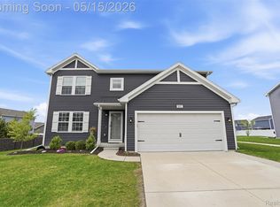 3017 Ivy Wood Cir, Howell, MI 48855