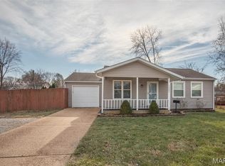 2482 Bonniebrook Dr, Maryland Heights, MO 63043