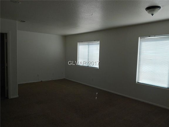 5th image of 8280 Fame Ave