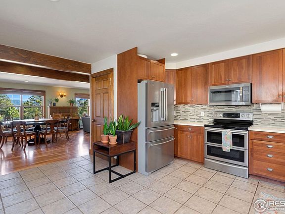 4th image of 168 Stanley Cir Dr