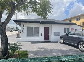 390 E 16th St, Hialeah, FL