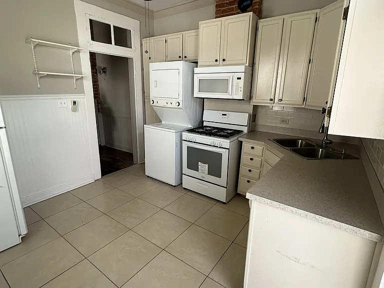 4907 Coliseum St — Photo 9