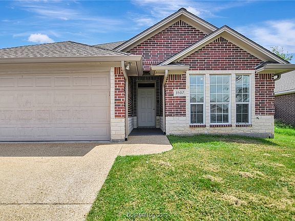 4th image of 3507 Farah Dr