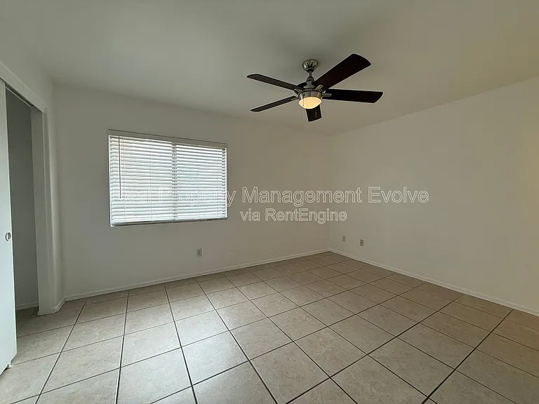 11915 W Rosewood Dr — Photo 13