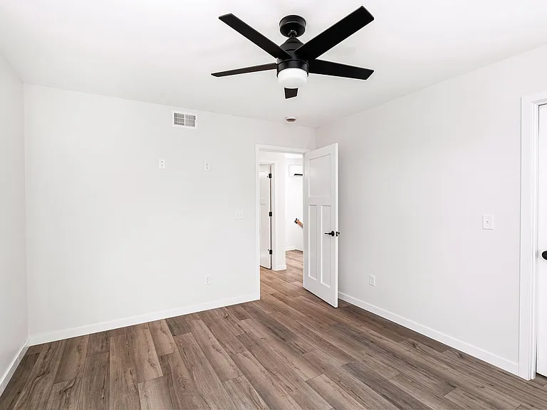 2108 Cottage Hill Cir — Photo 21