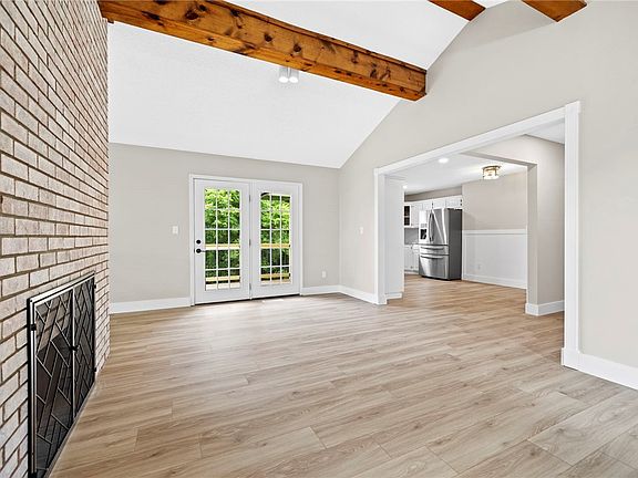 2nd image of 10210 Blackberry Ln