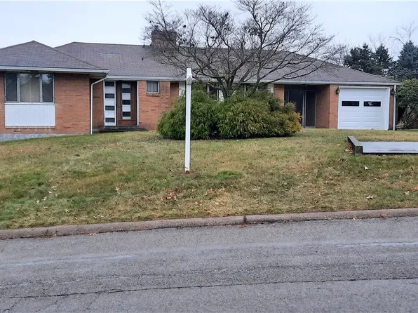209 Clarendon Ave, New Kensington, PA 15068