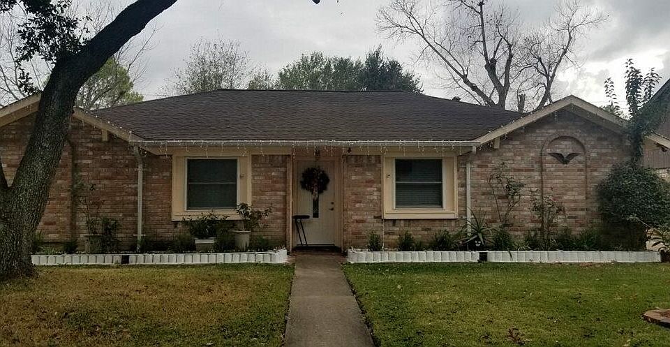 1st image of 12403 Longbrook Dr