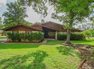 402 Pine Siskin Dr, Buda, TX 78610