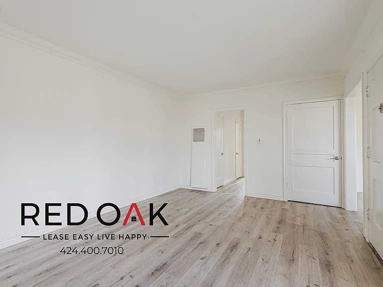 5134-5180 Clinton St #5160.5 — Photo 13