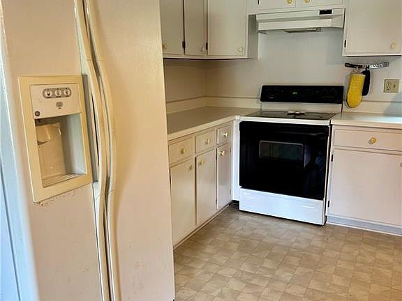 5th image of 905 Woodland Dr
