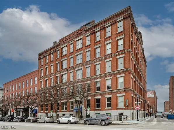 408 W Saint Clair Ave APT 425, Cleveland, OH 44113