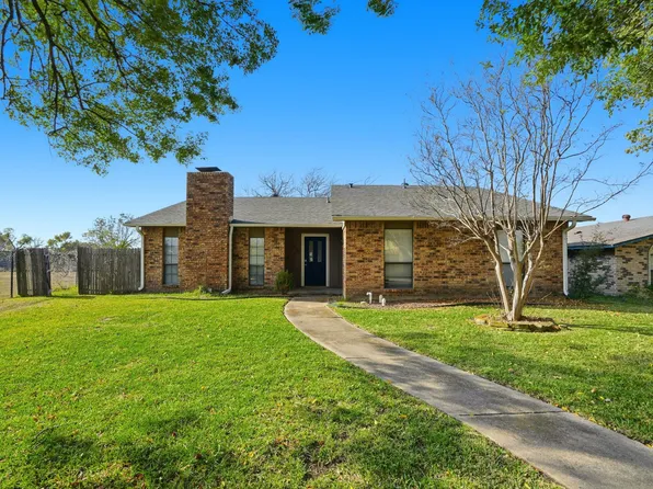 6101 Greenlawn St, Rowlett, TX 75088