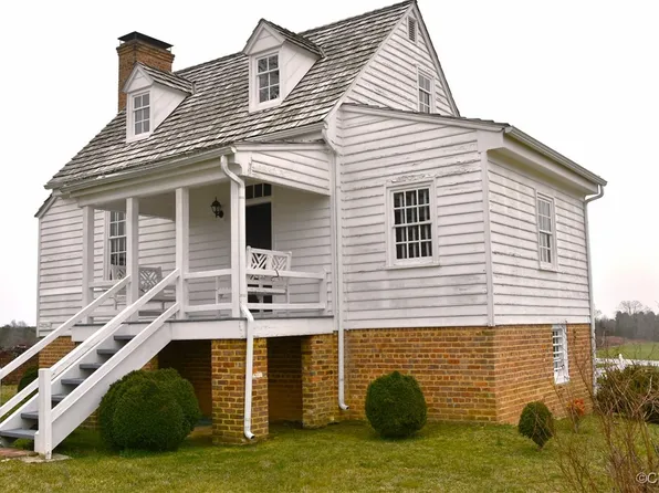 22329 Old Stage Rd, Milford, VA 22514