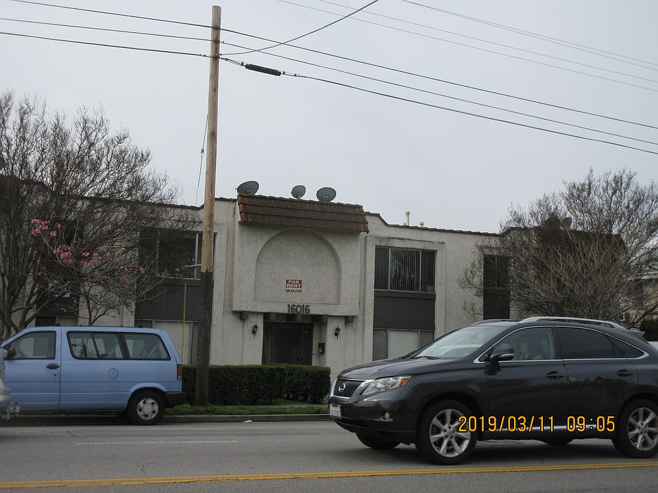 1st image of 16016 Vanowen St APT 8