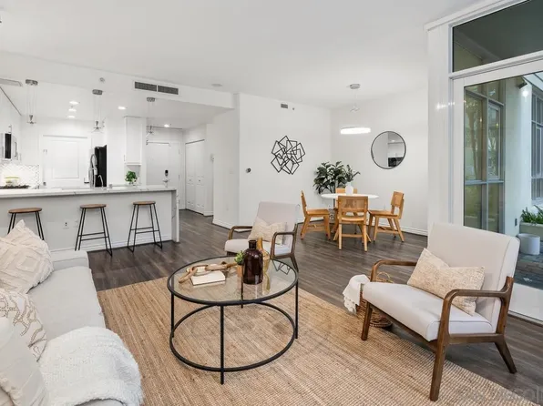 850 Beech St Unit 203, San Diego, CA 92101