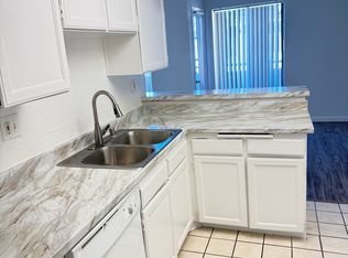 18144 Burbank Blvd UNIT 103, Tarzana, CA 91356