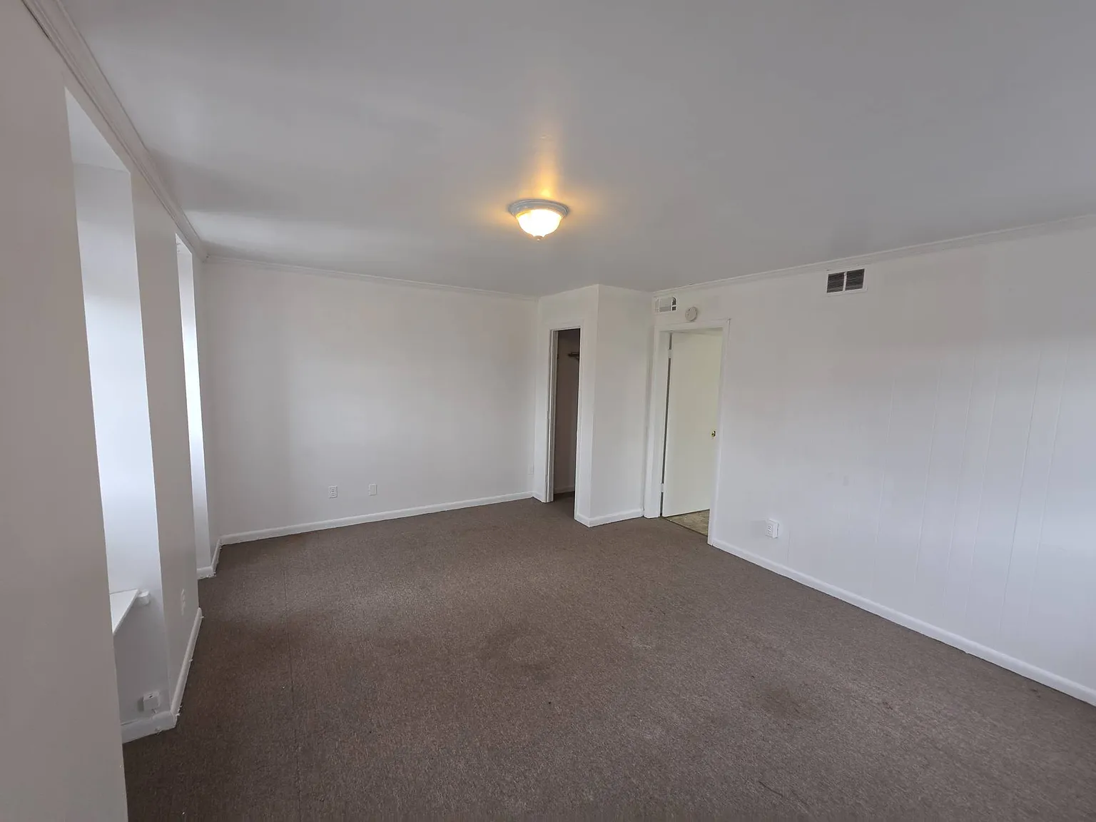 6 Dock Street - 3 — Photo 2