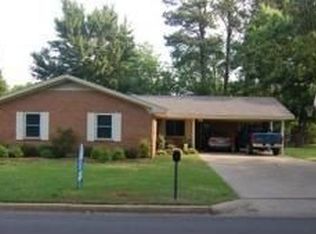 2512 Pemberton Ave, Tupelo, MS 38801