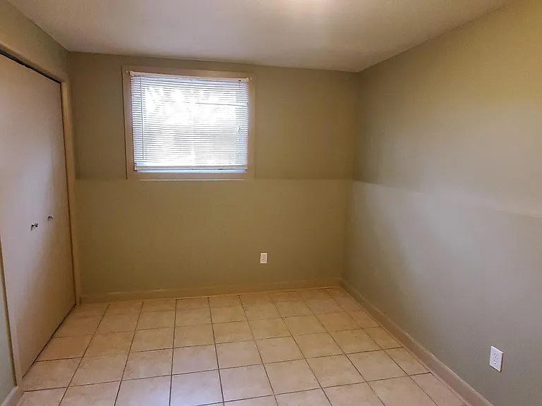 10678 Hollywood Blvd NW — Photo 18