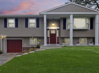 1081 Mulberry Pl, Toms River, NJ 08753