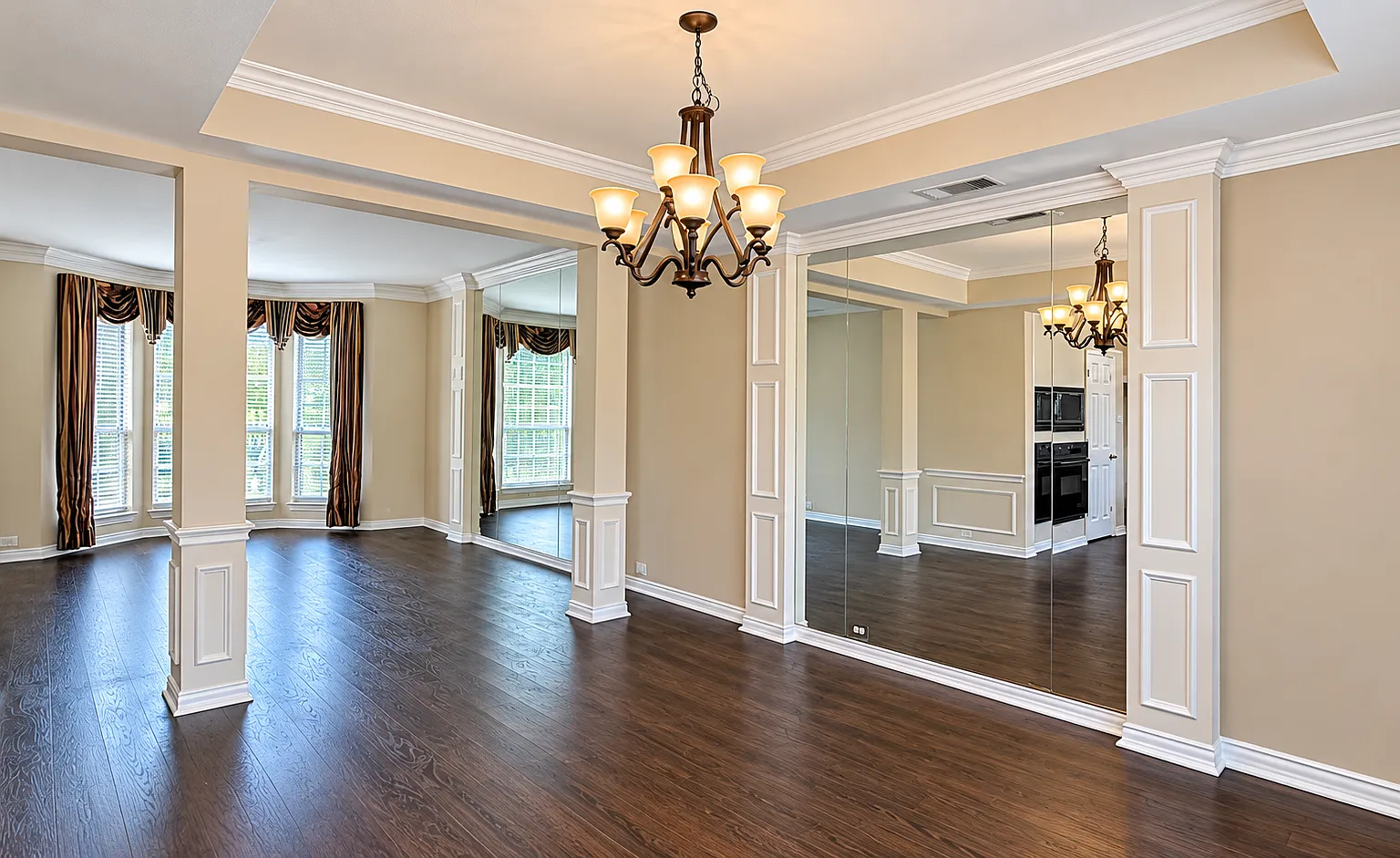 3580 Twelve Oaks Ln — Photo 4