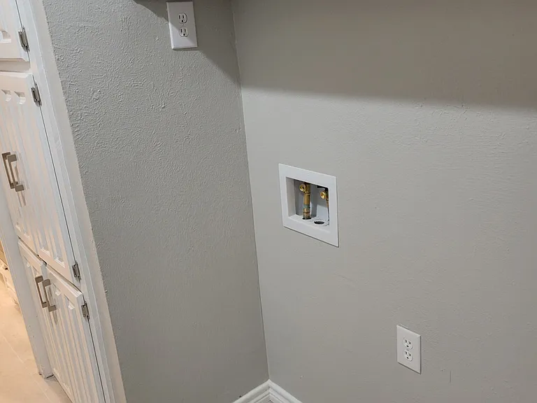 4203 Seabury Dr — Photo 24