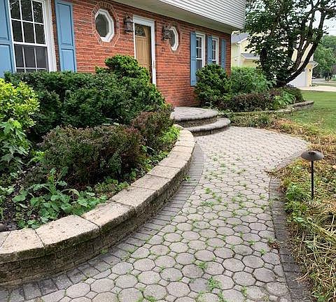 3rd image of 21 Dunbar Dr