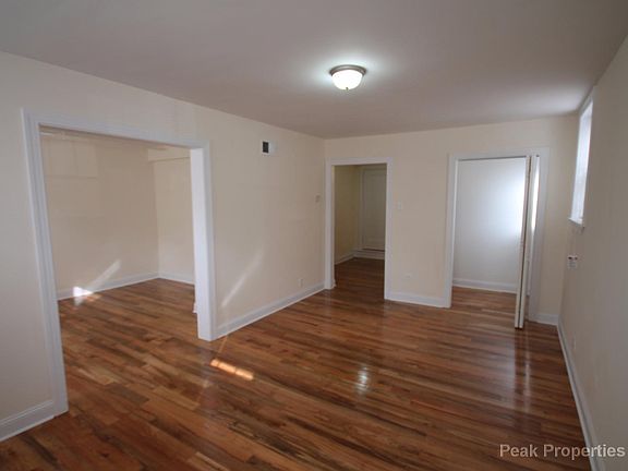 2nd image of 1137 Oak Ave APT 3W