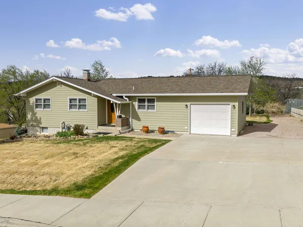 2801 Grandview Dr, Rapid City, SD 57701