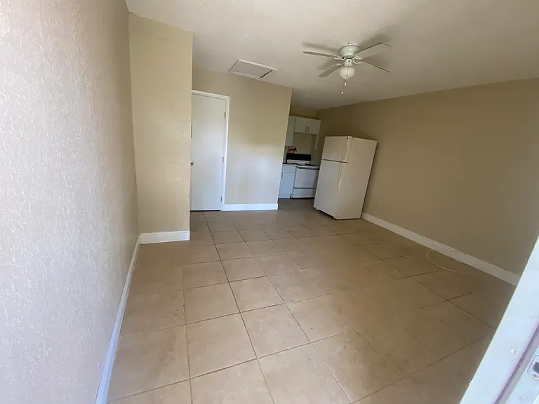 2800 W Sunrise Blvd #2 — Photo 2