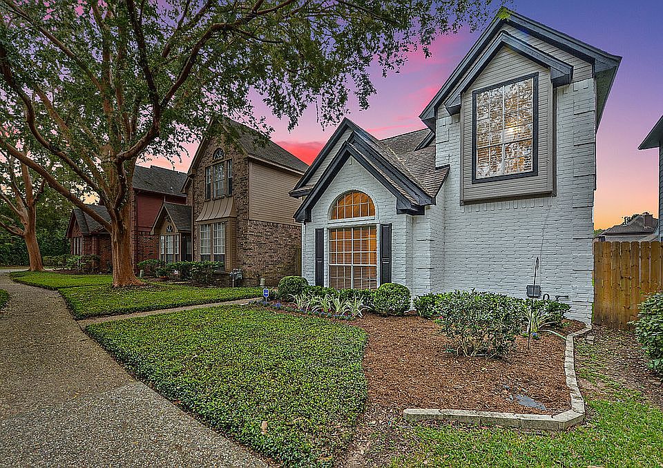 1st image of 6633 Queensclub Dr